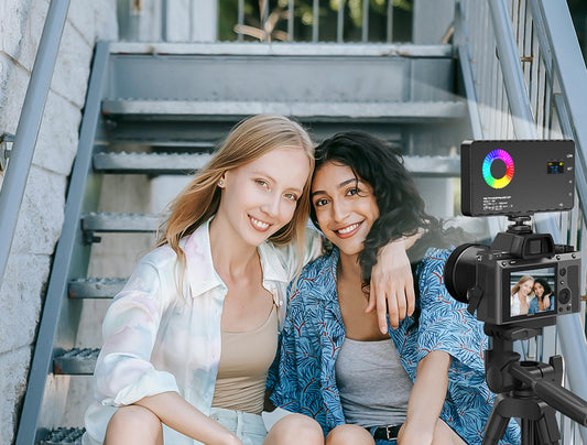 taking selfie with SelfiePlanner Rgb video light for camera